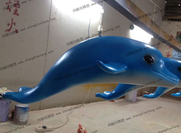 海豚雕塑1