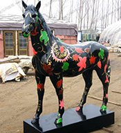 【公共休闲】公共场所玻璃钢彩绘马休闲美陈装饰雕塑