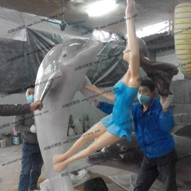 少女与海豚玻璃钢雕塑3