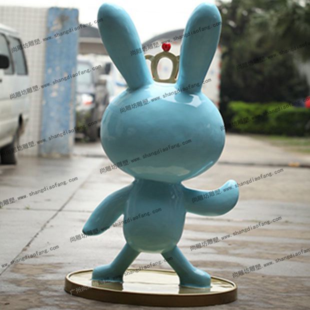 兔子玻璃钢雕塑背面