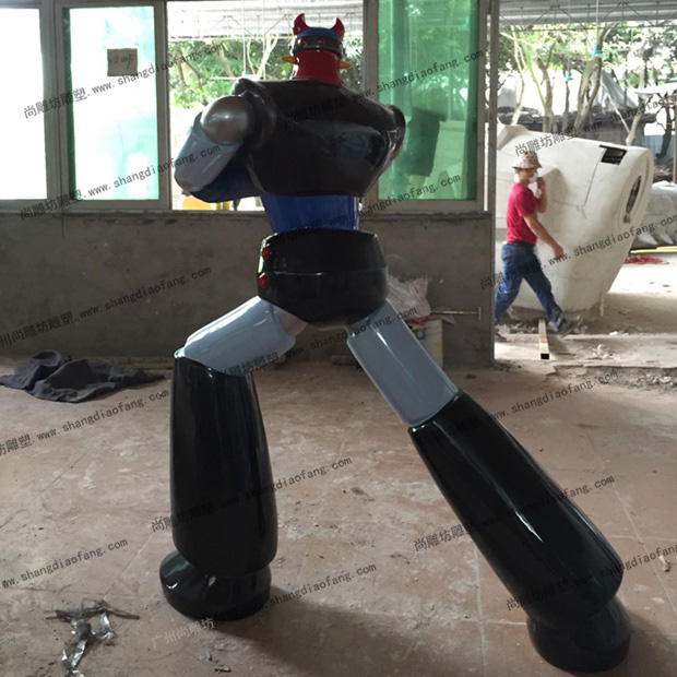 玻璃钢机器人雕塑款式二背面