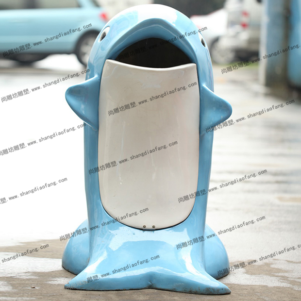 海豚造型玻璃钢垃圾桶正面