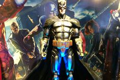 【科幻影视雕塑】灯光效果蝙蝠侠大战超人模型雕塑