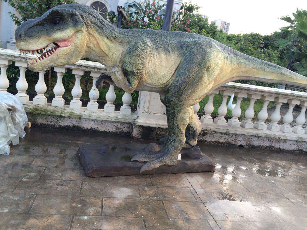 仿真动物雕塑  玻璃钢雕塑定制   动物雕塑   恐龙雕塑